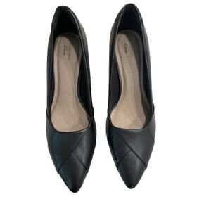 CLARKS Leather pumps